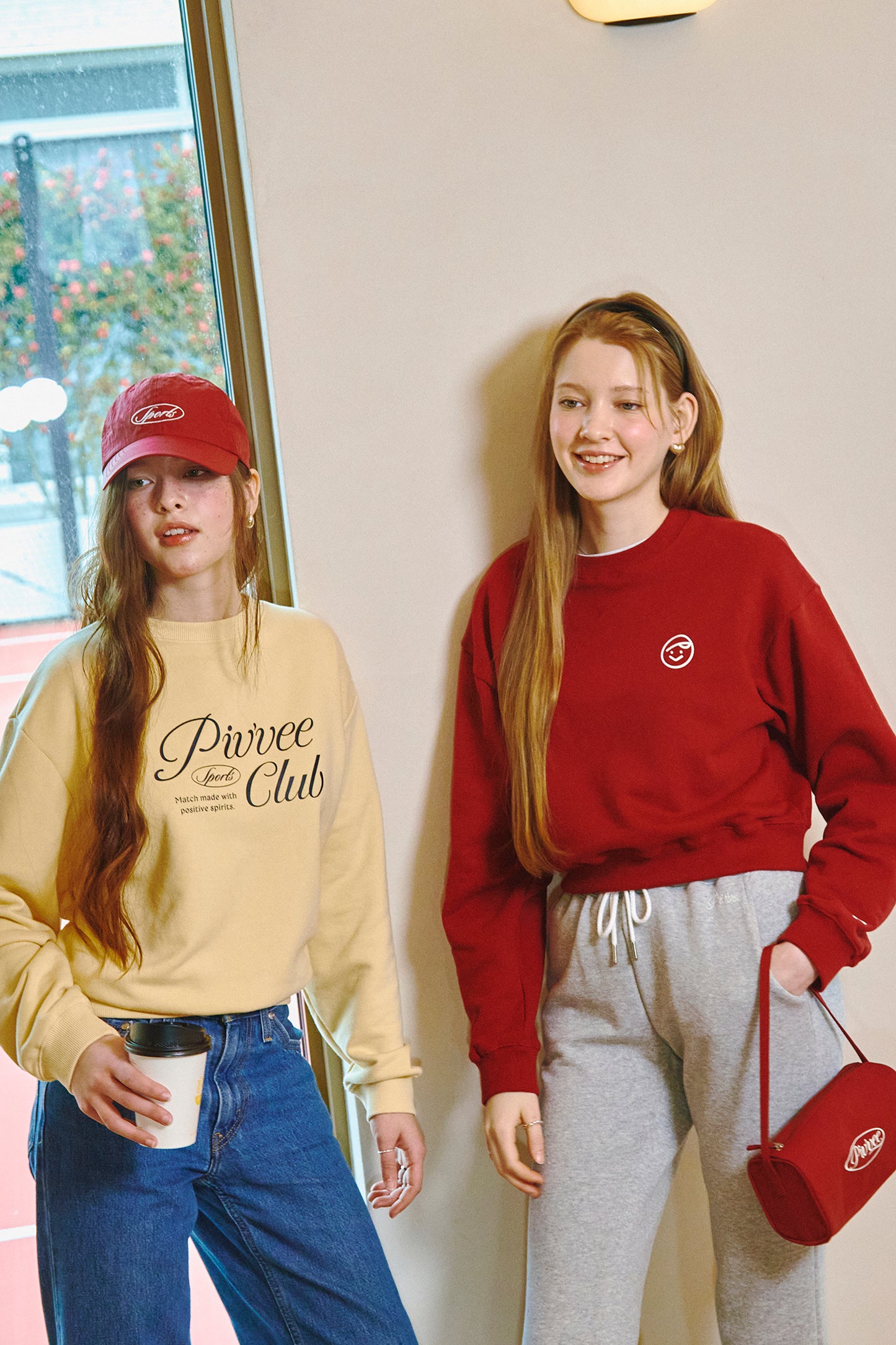 piv'vee smiley sweatshirt - the golf season | one stop for your golf shopping!