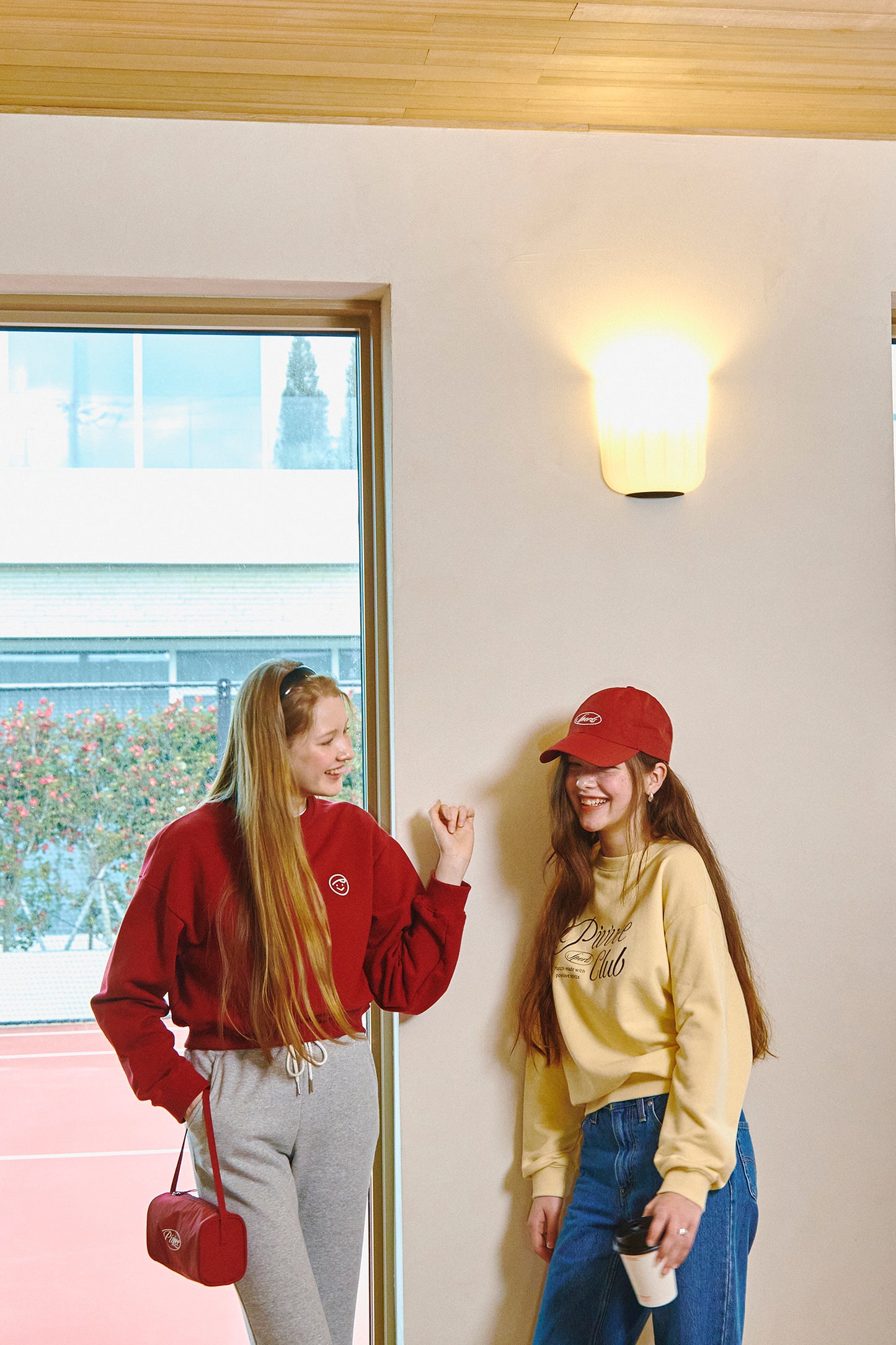 piv'vee smiley sweatshirt - the golf season | one stop for your golf shopping!