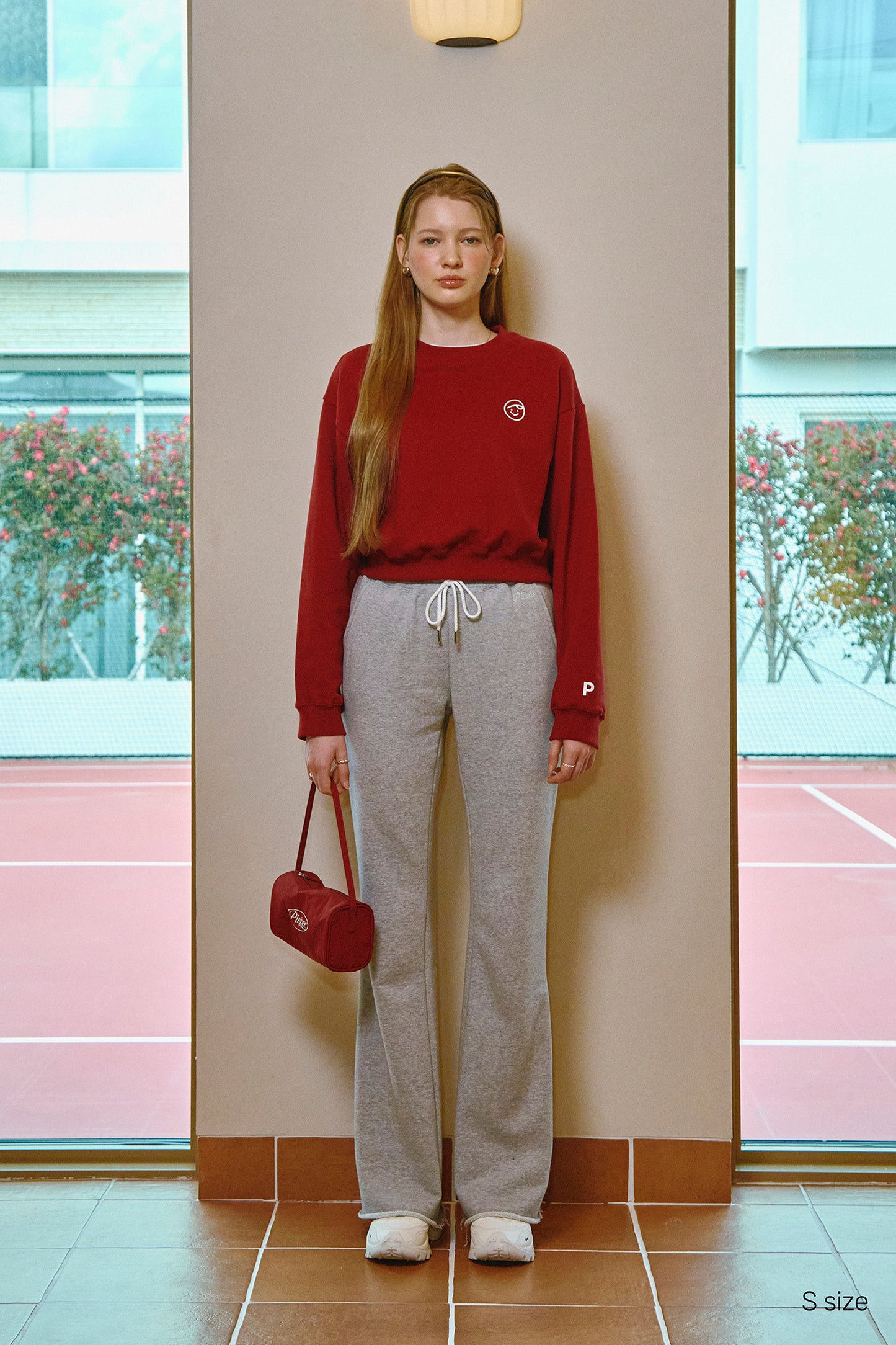 piv'vee smiley sweatshirt - the golf season | one stop for your golf shopping!