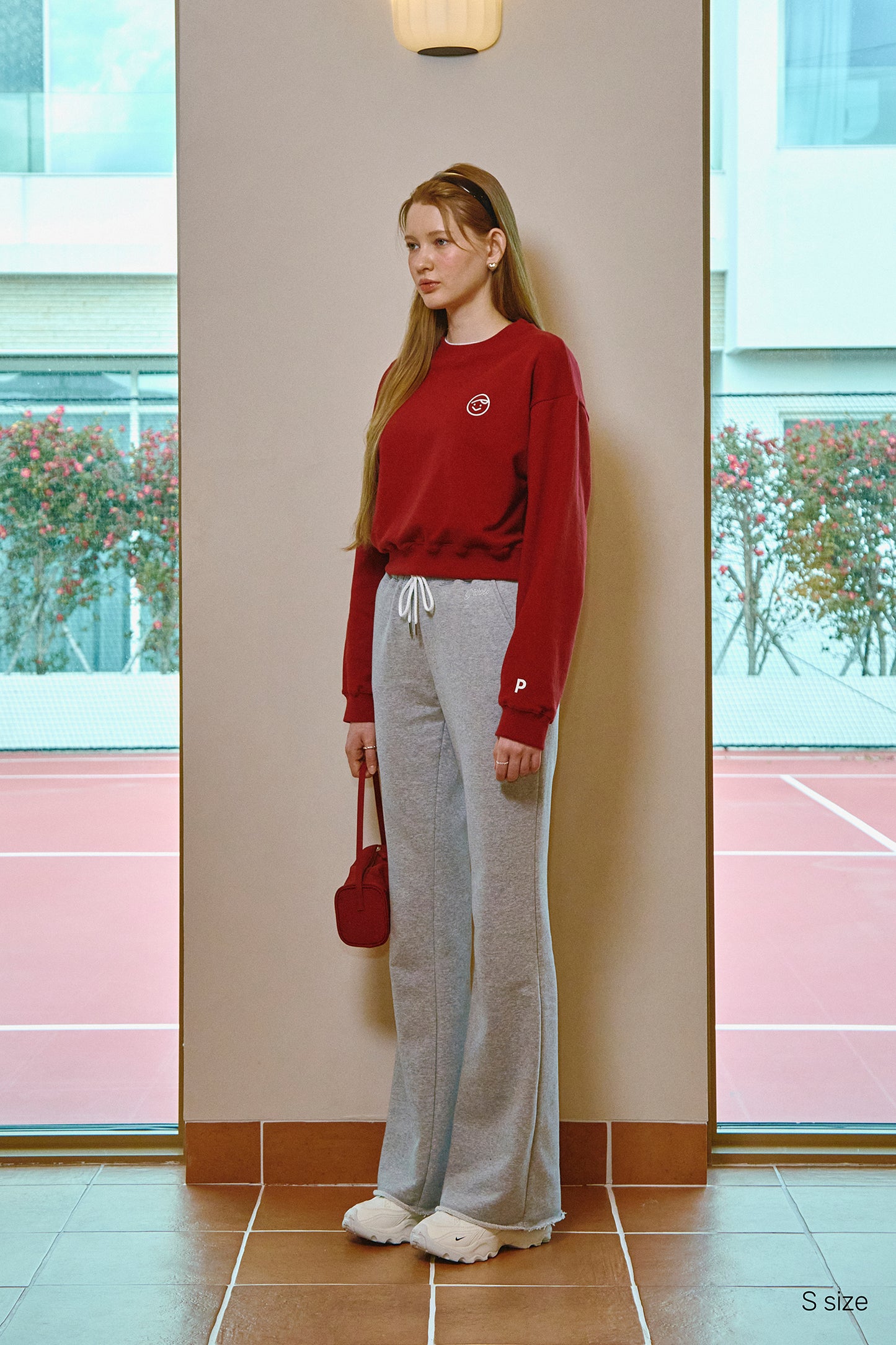piv'vee smiley sweatshirt - the golf season | one stop for your golf shopping!