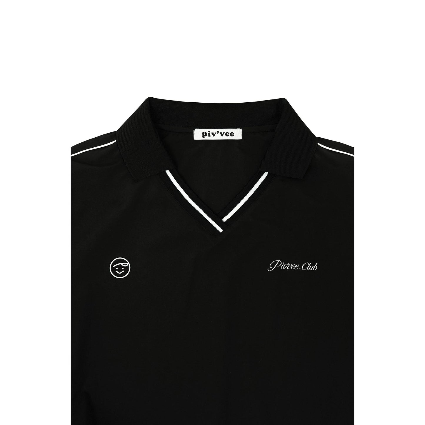 piv'vee club piste top in black with white detailing and logo for a stylish look