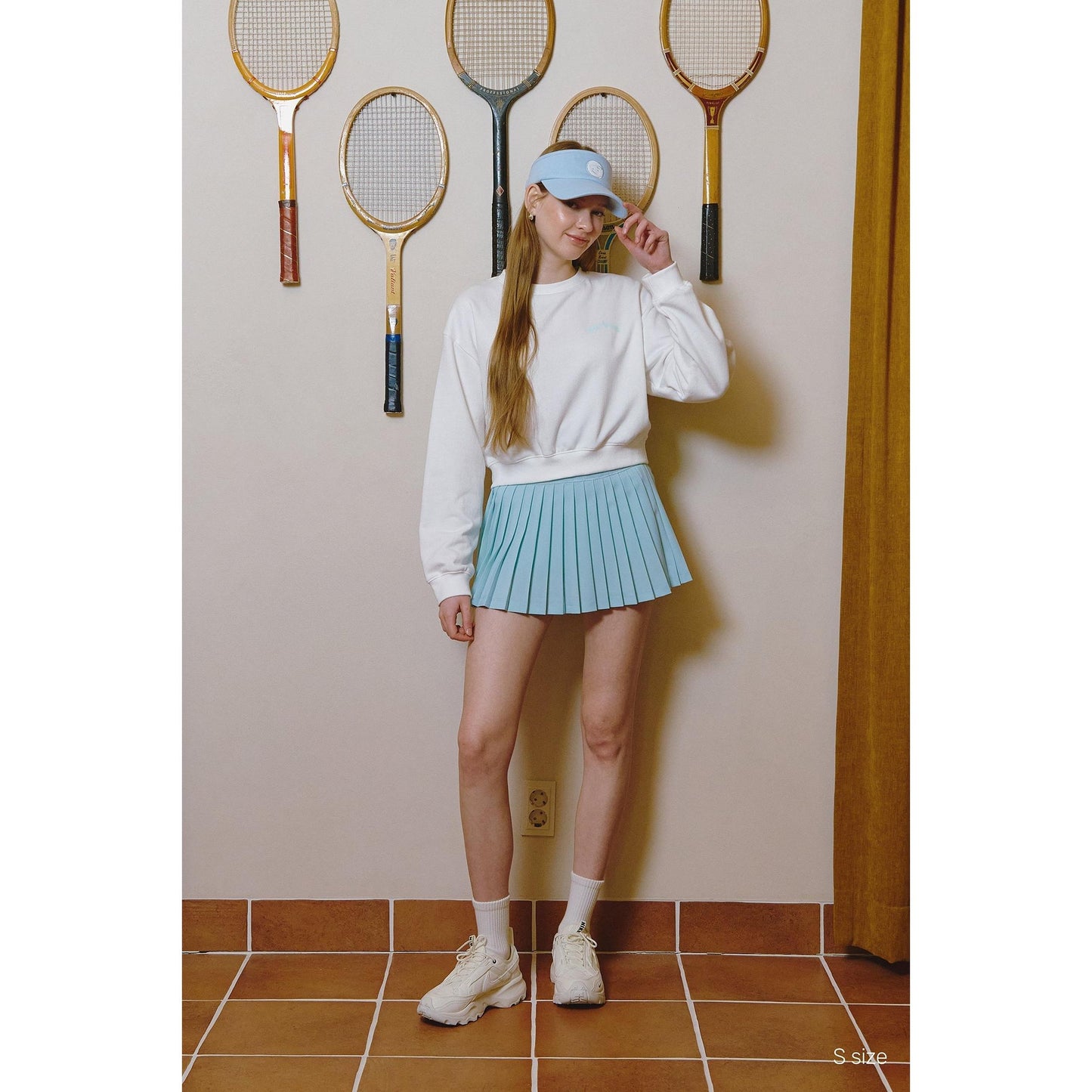 piv'vee giant smiley sweatshirt - the golf season | one stop for your golf shopping!