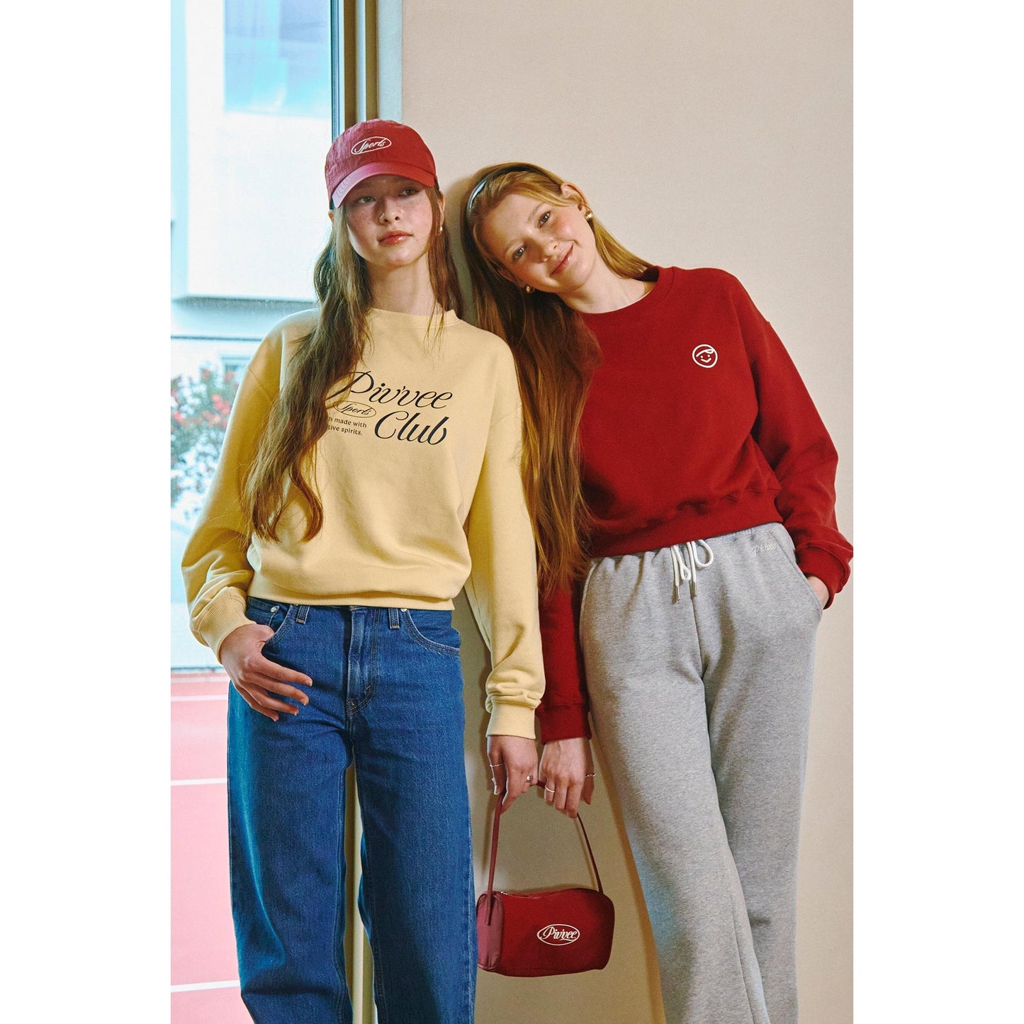 piv'vee smiley sweatshirtpiv'veethe golf season shop | one stop for your golf shopping!