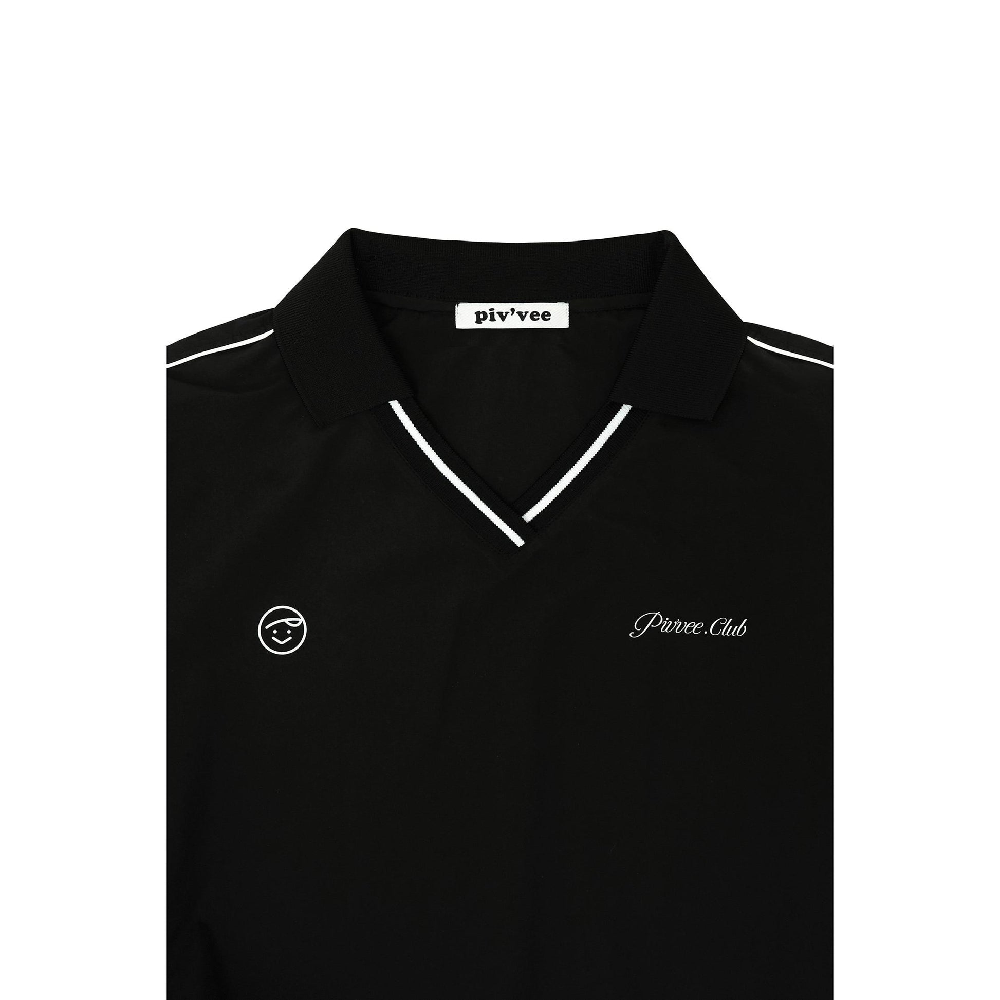 Piv'vee Club Piste Top in black with white detailing and logo for a stylish look