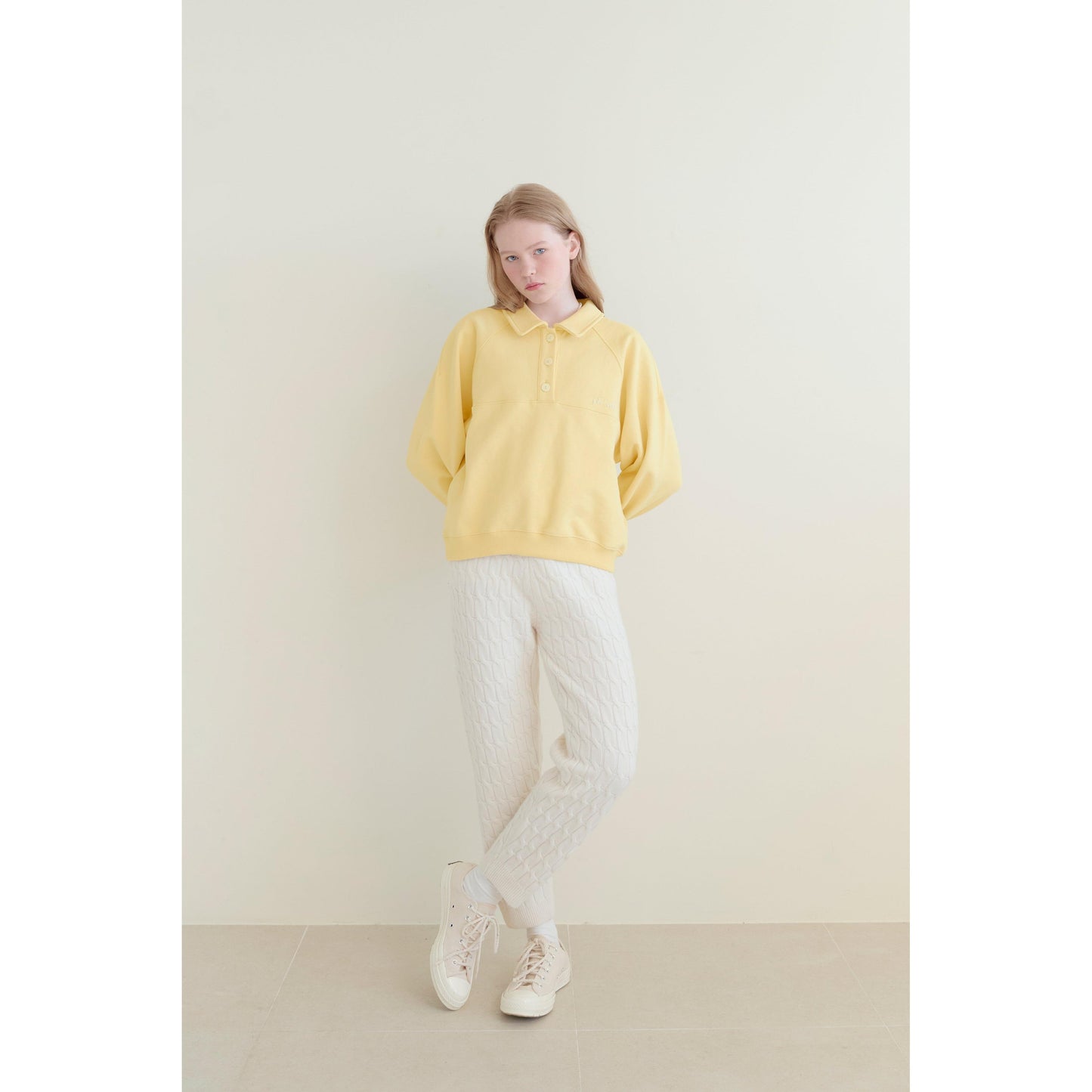 piv'vee crew-neck sweatshirt - the golf season | one stop for your golf shopping!