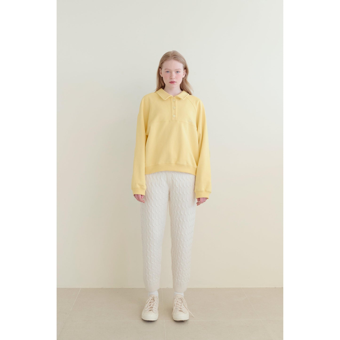 piv'vee crew-neck sweatshirt - the golf season | one stop for your golf shopping!
